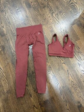 Gymshark Seamless Leggings & Sports Bra